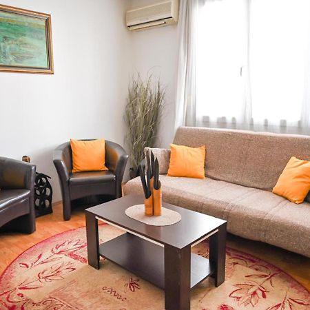 Martha'S Place - Preko Morace พอดโกริกา ภายนอก รูปภาพ