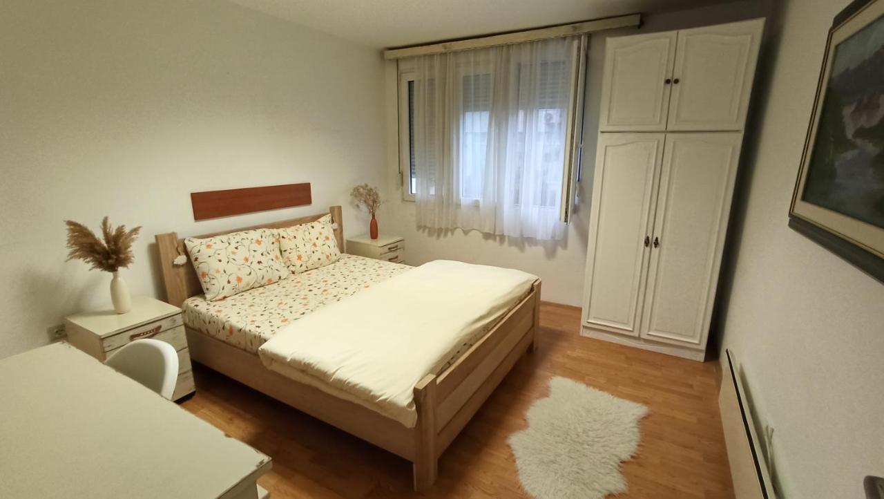 Martha'S Place - Preko Morace พอดโกริกา ภายนอก รูปภาพ