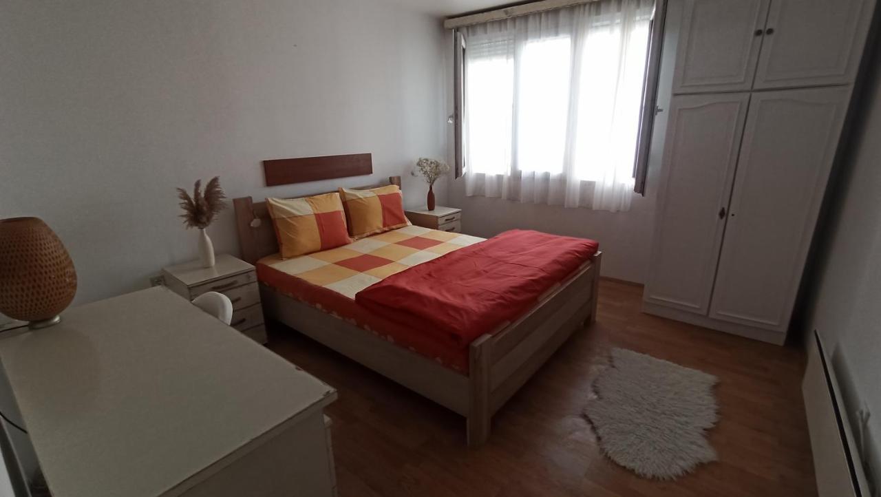 Martha'S Place - Preko Morace พอดโกริกา ภายนอก รูปภาพ