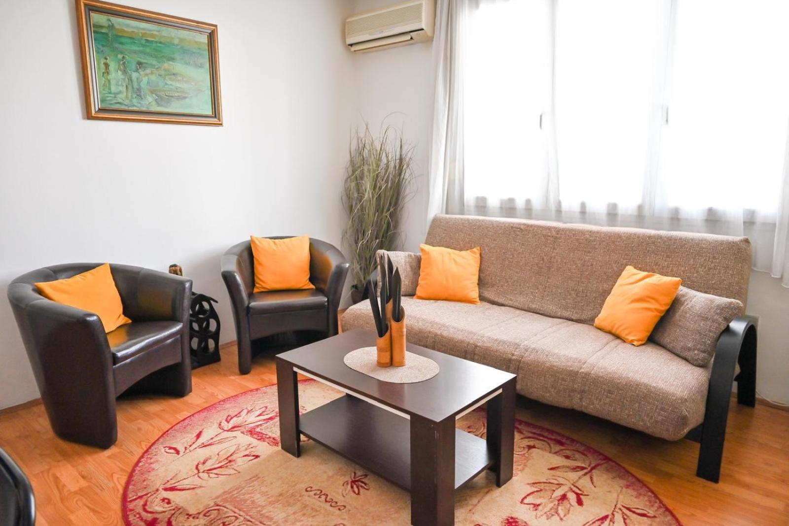Martha'S Place - Preko Morace พอดโกริกา ภายนอก รูปภาพ